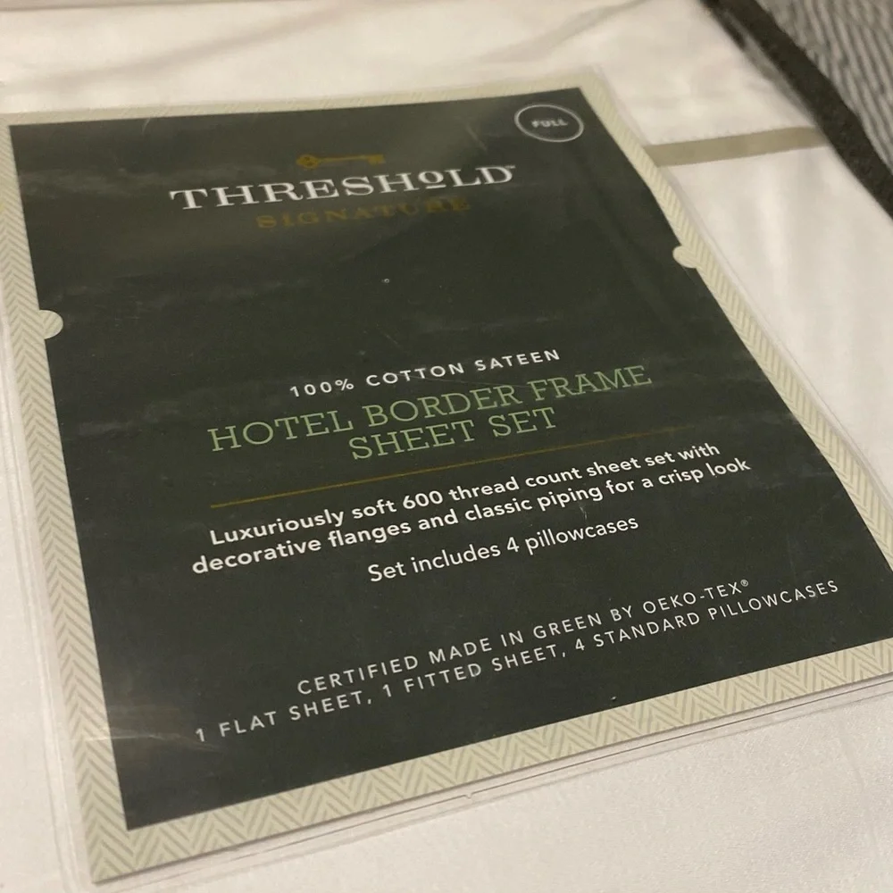 Threshold Signature White Sheet Set with Grey Border - Picture 2 of 2